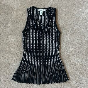 Black and White Women's WHBM Outlet Top